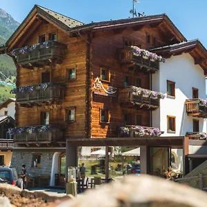 alpen-hotel-chalet.it-lombardy.com/
