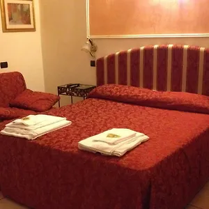 hotel-sicilia.italymilanhotels.net/